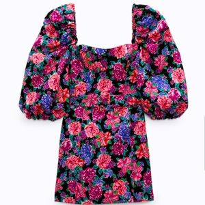 NWT ZARA Floral Print Dress with Belt